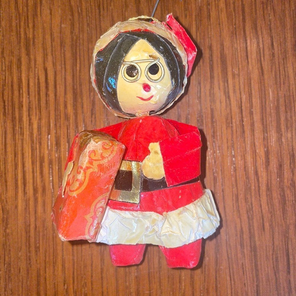 Vtg Paper mache Mrs Santa Claus holding present Christmas tree ornament